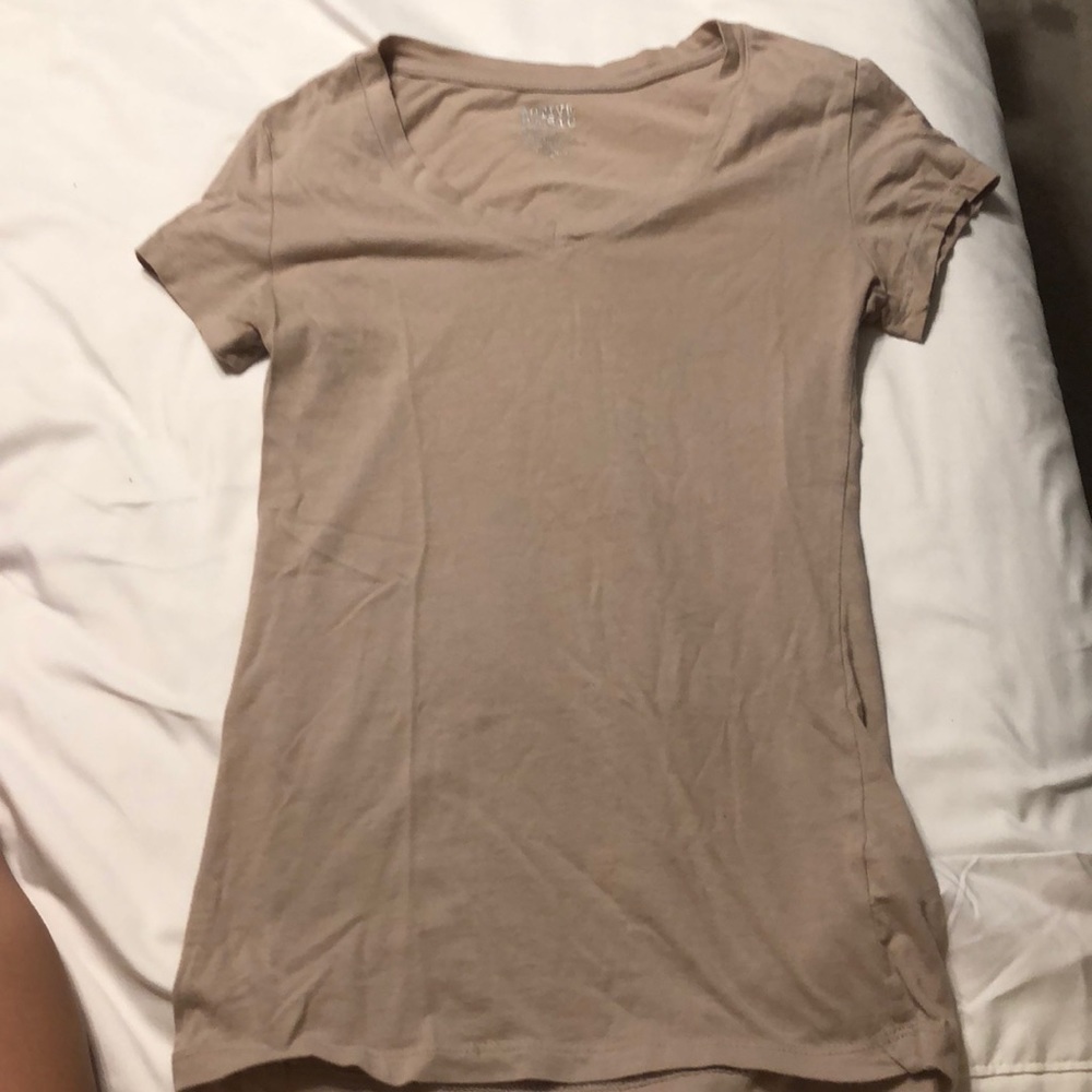 i am selling a V neck t-shirt.